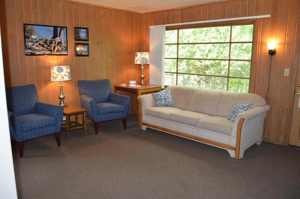 Baileys Sunset Cottages Baileys Harbor Exterior photo